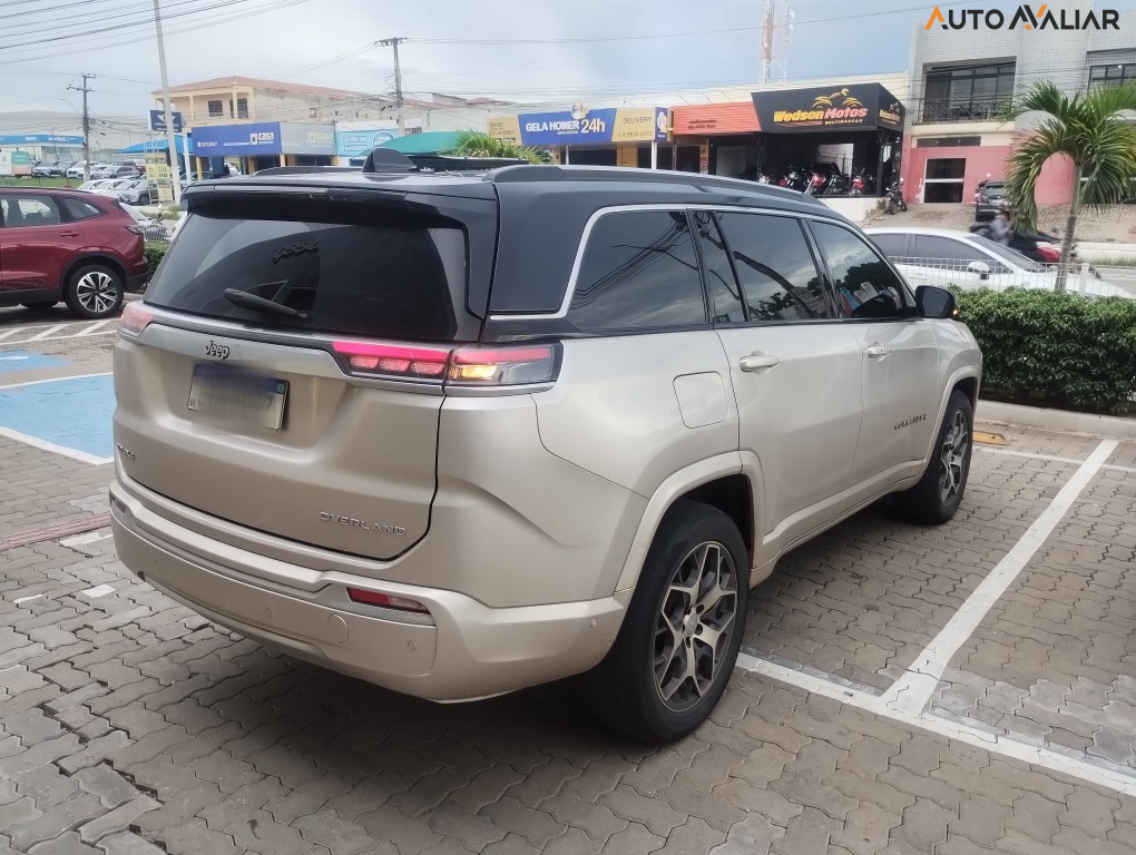 JEEP COMMANDER 2.0 TD380 TURBO DIESEL OVERLAND AT9