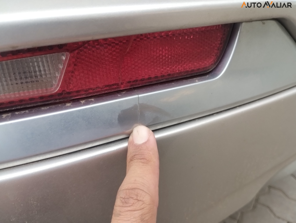 JEEP COMMANDER 2.0 TD380 TURBO DIESEL OVERLAND AT9