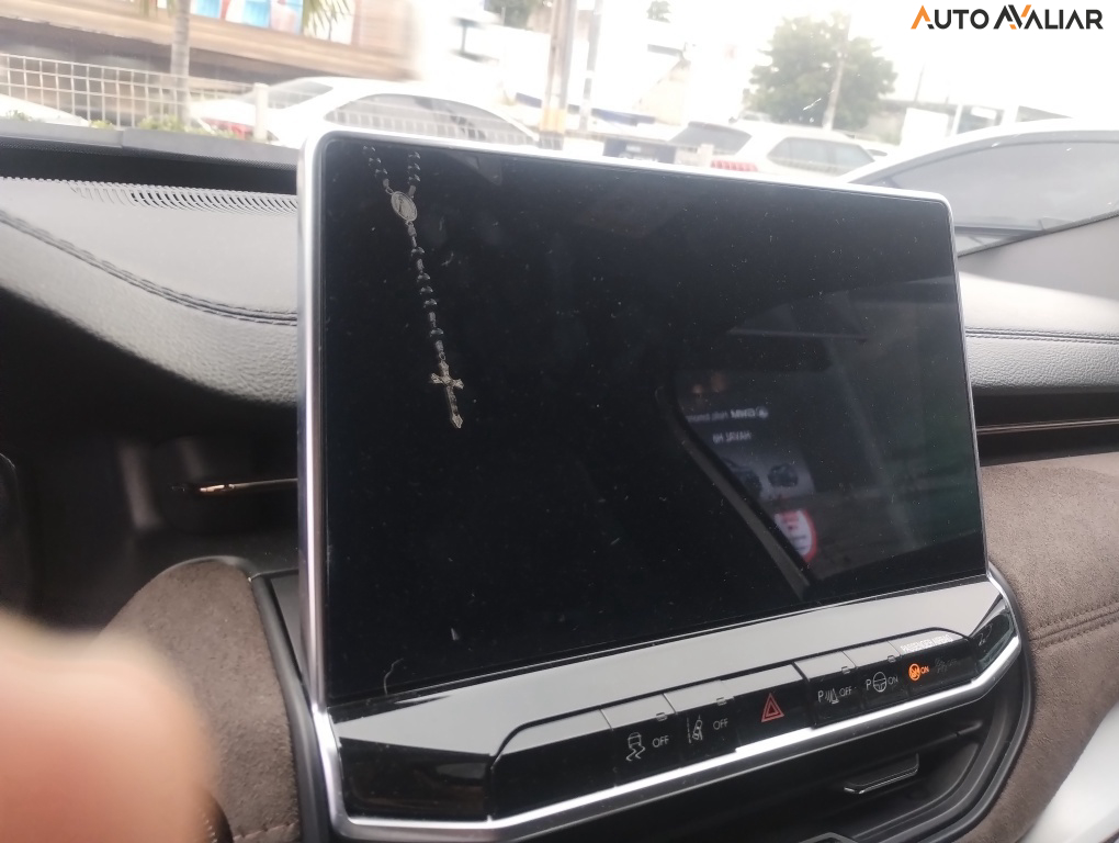 JEEP COMMANDER 2.0 TD380 TURBO DIESEL OVERLAND AT9