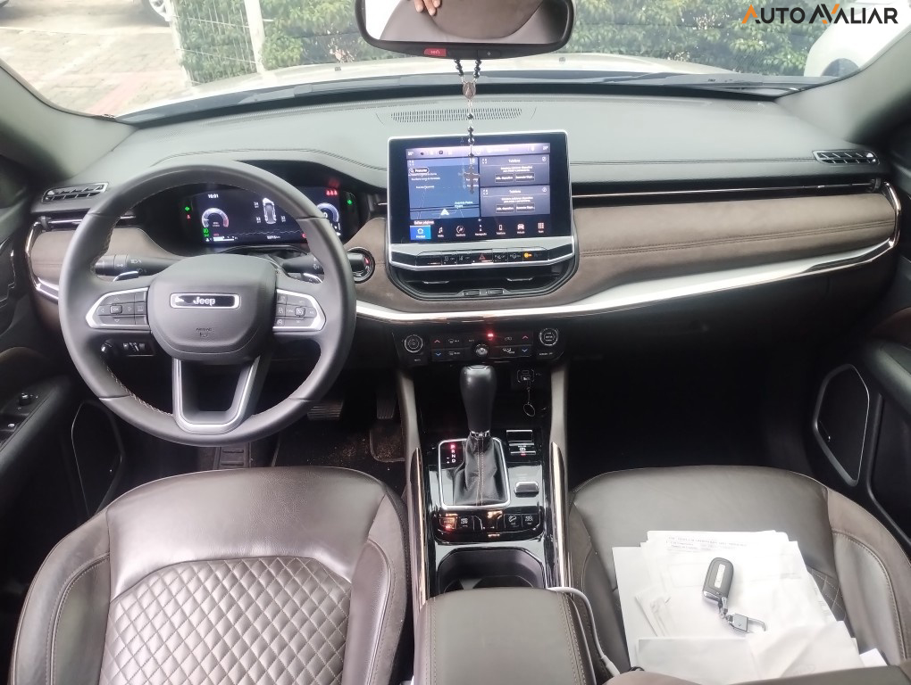 JEEP COMMANDER 2.0 TD380 TURBO DIESEL OVERLAND AT9