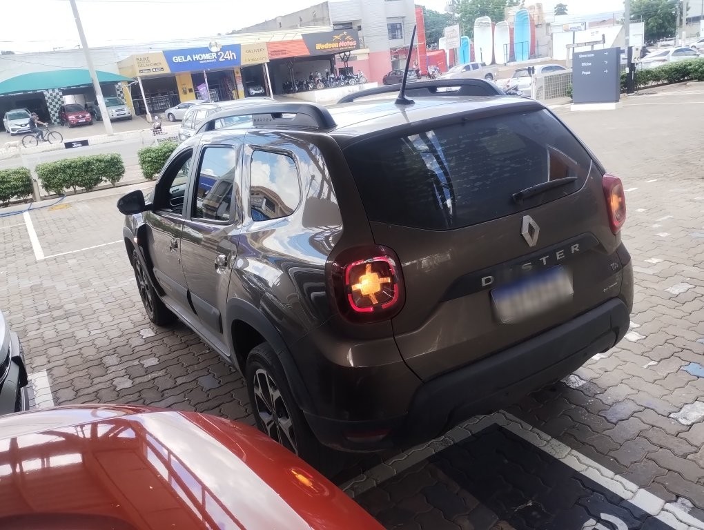 RENAULT DUSTER 1.3 TCE FLEX ICONIC X-TRONIC