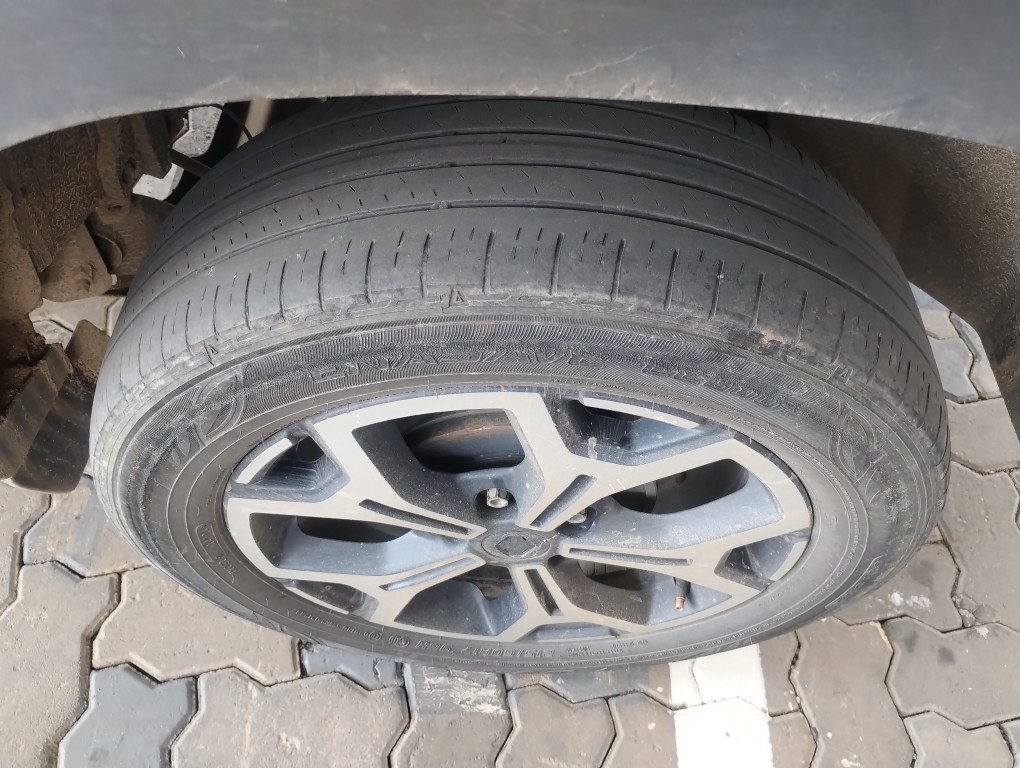 RENAULT DUSTER 1.3 TCE FLEX ICONIC X-TRONIC