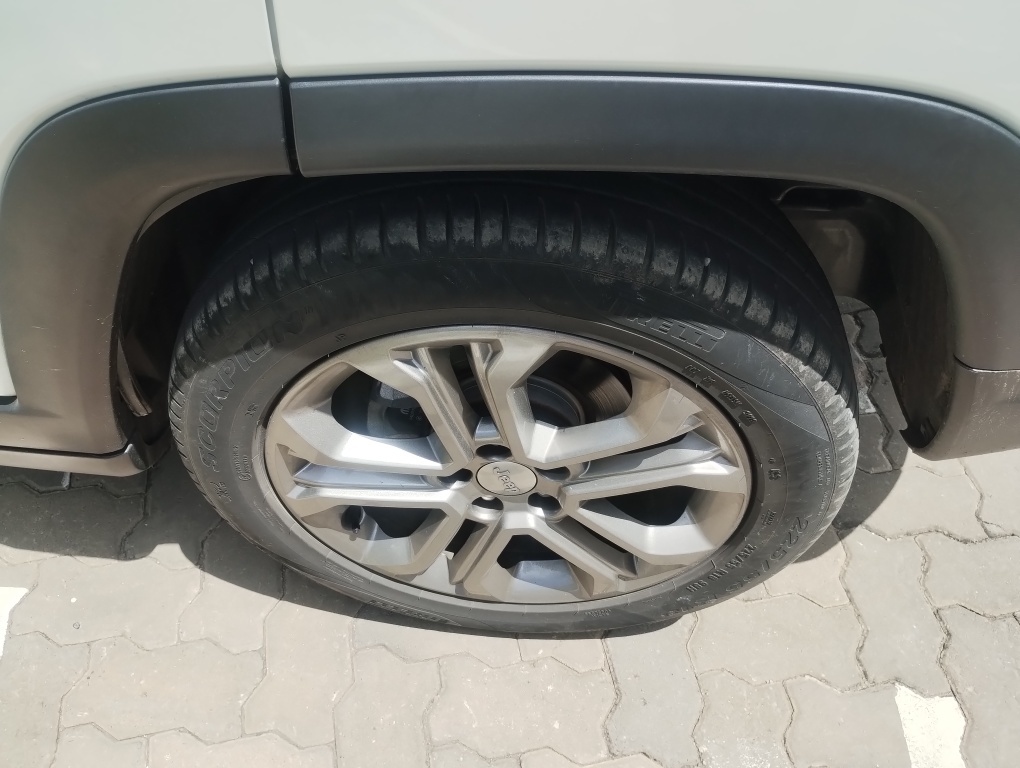 JEEP COMPASS 1.3 T270 TURBO FLEX LONGITUDE AT6