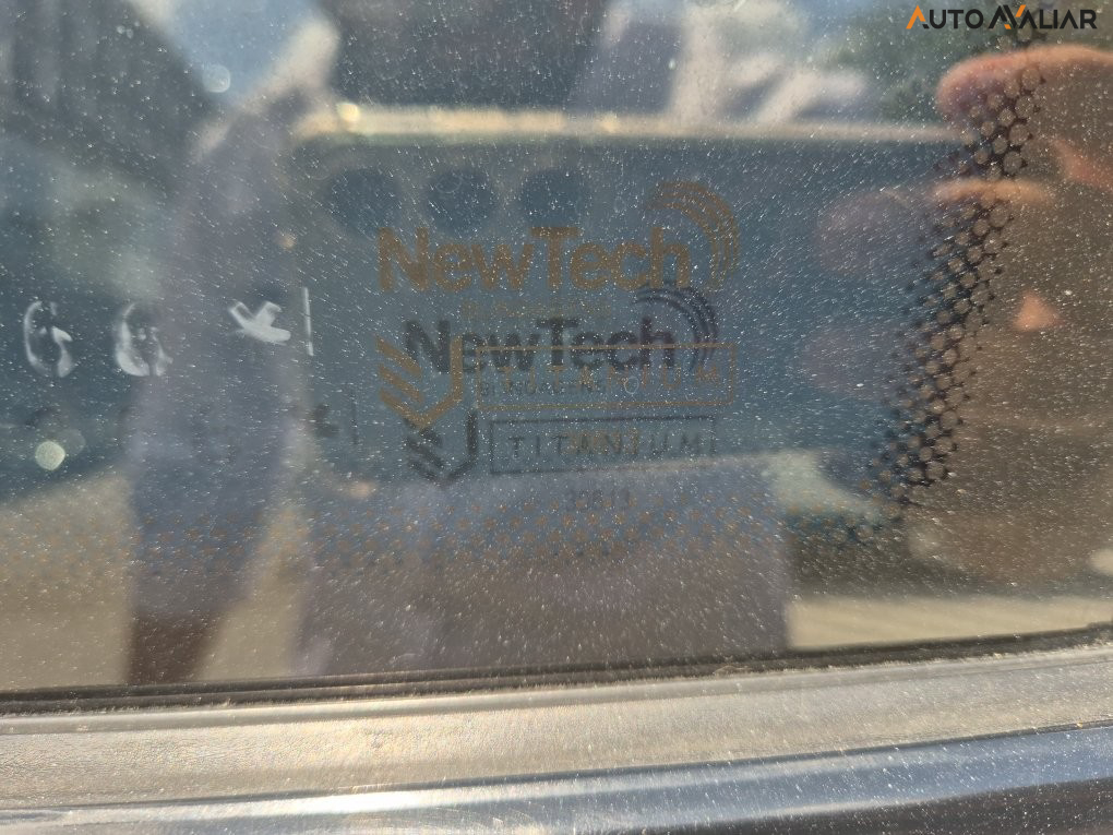 NISSAN FRONTIER 2.3 16V TURBO DIESEL LE CD 4X4 AUTOMATICO