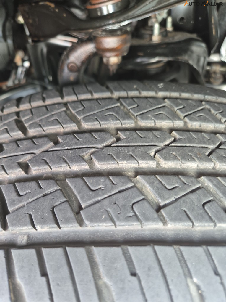 NISSAN FRONTIER 2.3 16V TURBO DIESEL LE CD 4X4 AUTOMATICO