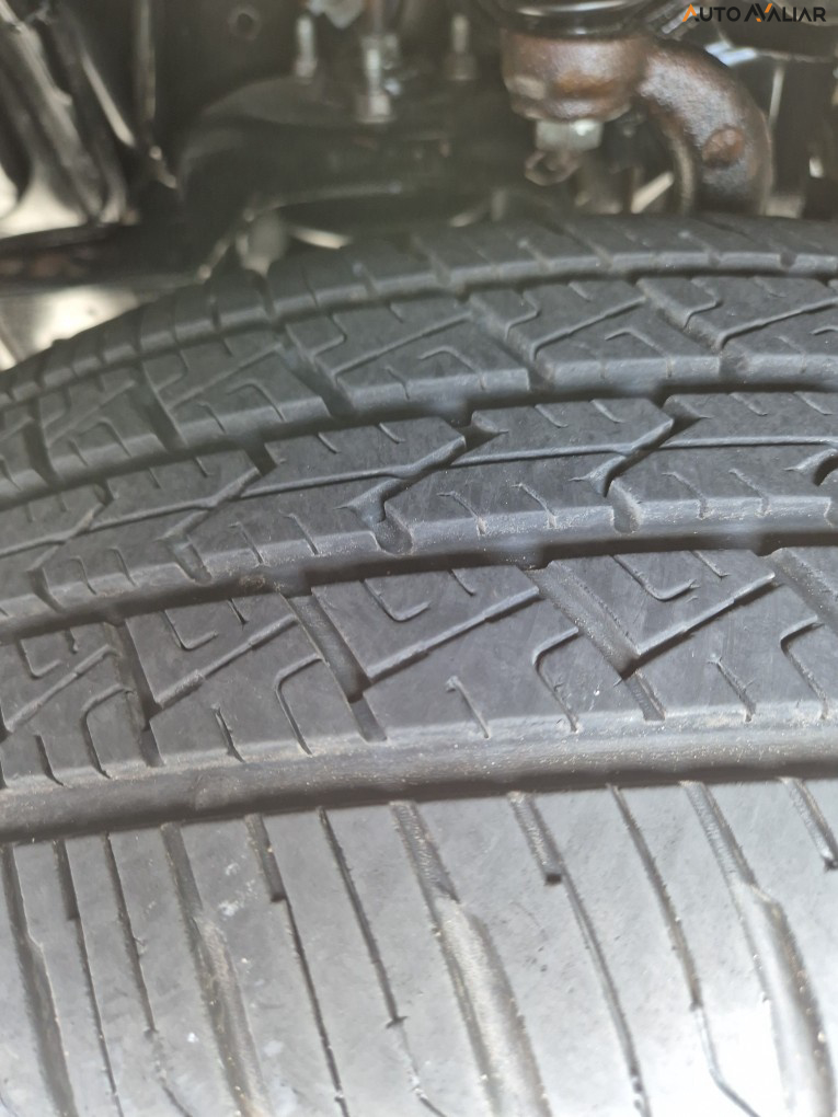 NISSAN FRONTIER 2.3 16V TURBO DIESEL LE CD 4X4 AUTOMATICO