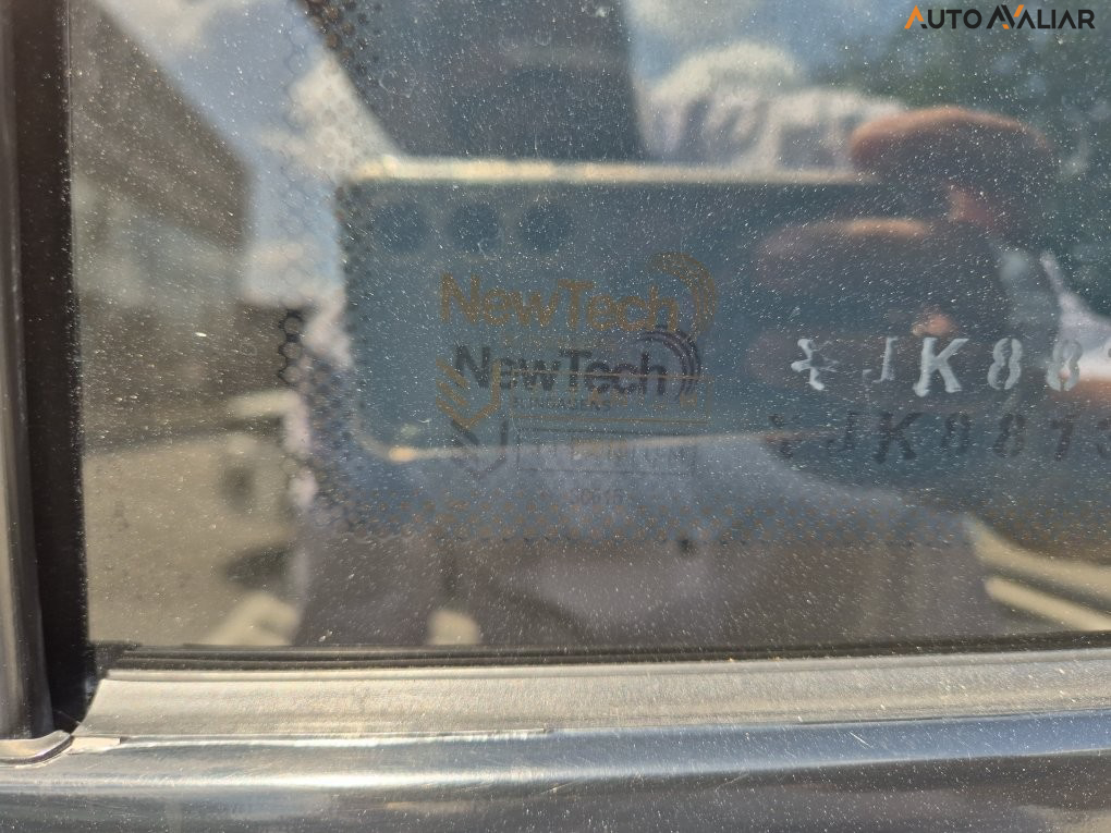 NISSAN FRONTIER 2.3 16V TURBO DIESEL LE CD 4X4 AUTOMATICO