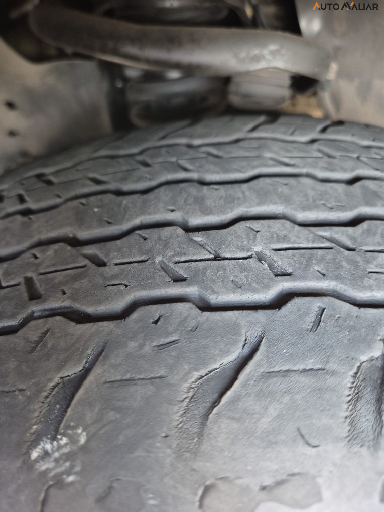 TOYOTA HILUX SW4 2.7 SR 4X2 16V FLEX 4P AUTOMATICO