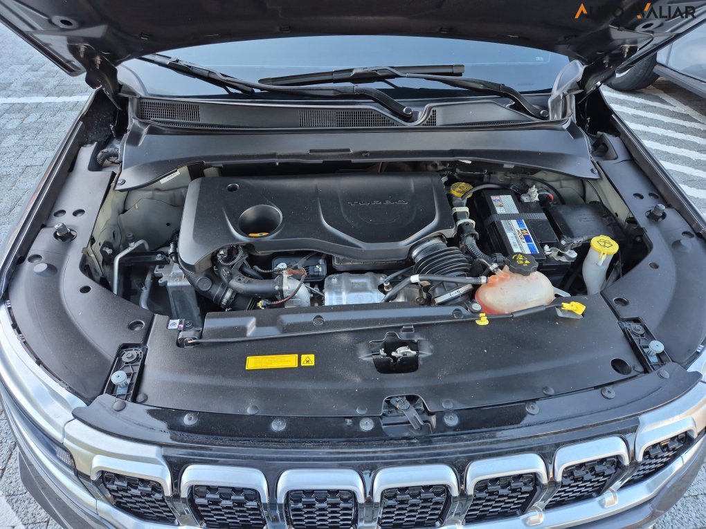 JEEP COMMANDER 1.3 T270 TURBO FLEX OVERLAND AT6