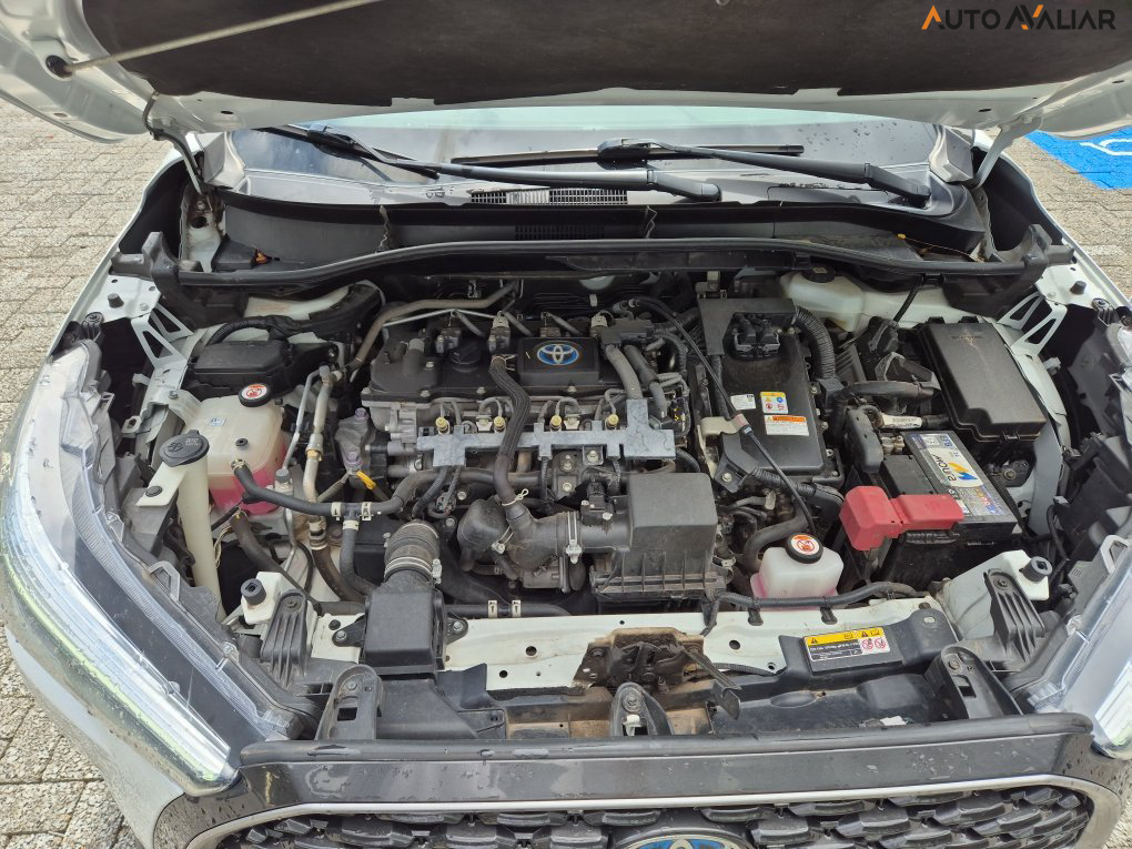 TOYOTA COROLLA CROSS 1.8 VVT-I HYBRID FLEX XRX CVT