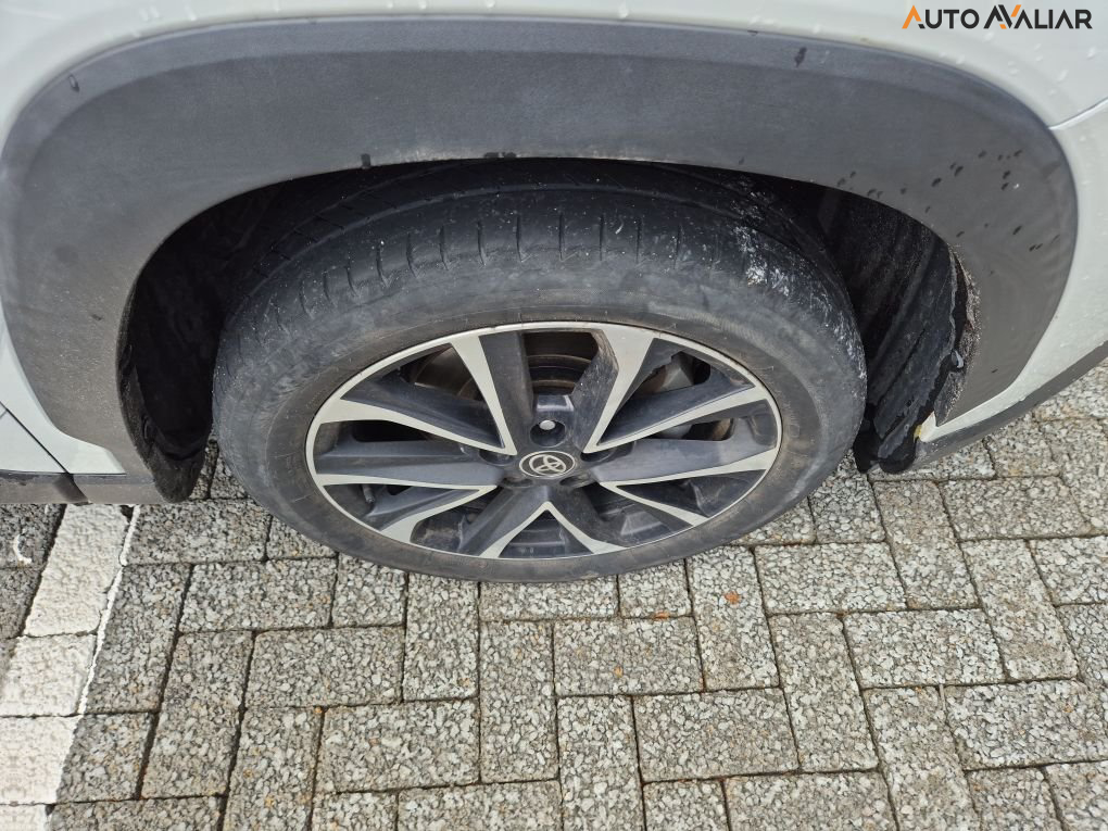 TOYOTA COROLLA CROSS 1.8 VVT-I HYBRID FLEX XRX CVT