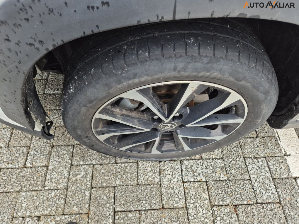 TOYOTA COROLLA CROSS 1.8 VVT-I HYBRID FLEX XRX CVT