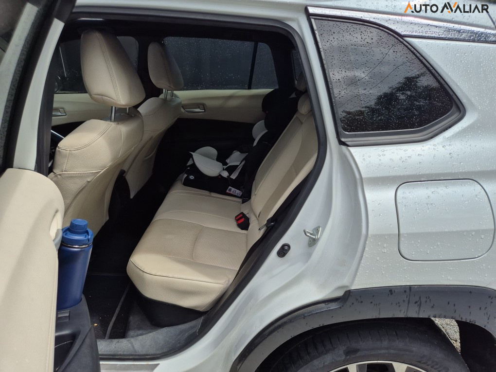 TOYOTA COROLLA CROSS 1.8 VVT-I HYBRID FLEX XRX CVT