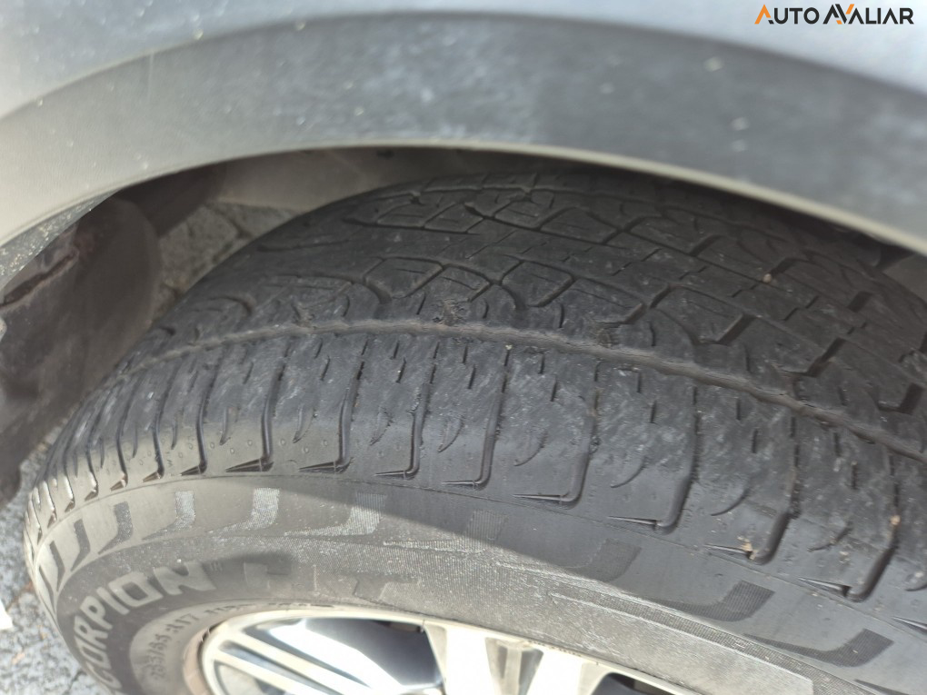 TOYOTA HILUX SW4 2.7 SRV 7 LUGARES 4X2 16V FLEX 4P AUTOMATICO