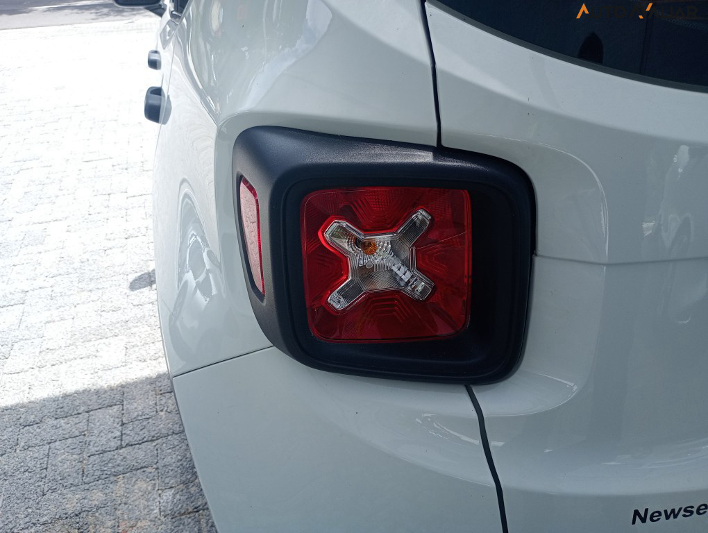 JEEP RENEGADE 1.8 16V FLEX SPORT 4P AUTOMATICO