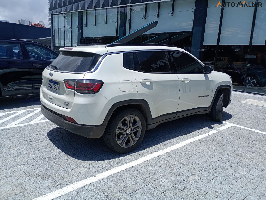 JEEP COMPASS 1.3 T270 TURBO FLEX LONGITUDE AT6