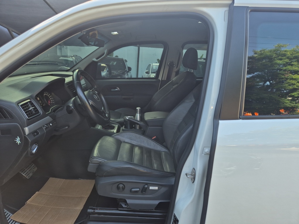 VOLKSWAGEN AMAROK 3.0 V6 TDI HIGHLINE CD DIESEL 4MOTION AUTOMATICO