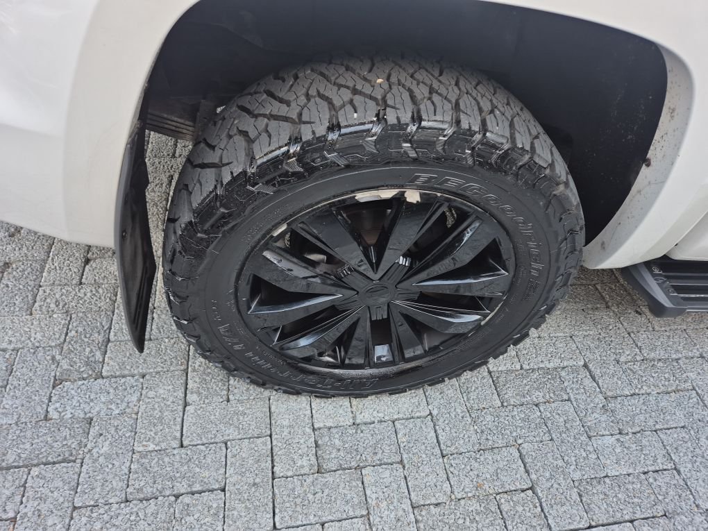 VOLKSWAGEN AMAROK 3.0 V6 TDI HIGHLINE CD DIESEL 4MOTION AUTOMATICO