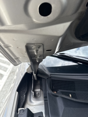 JEEP COMMANDER 2.0 TD380 TURBO DIESEL OVERLAND AT9