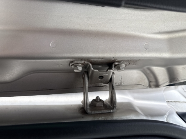 JEEP COMMANDER 2.0 TD380 TURBO DIESEL OVERLAND AT9