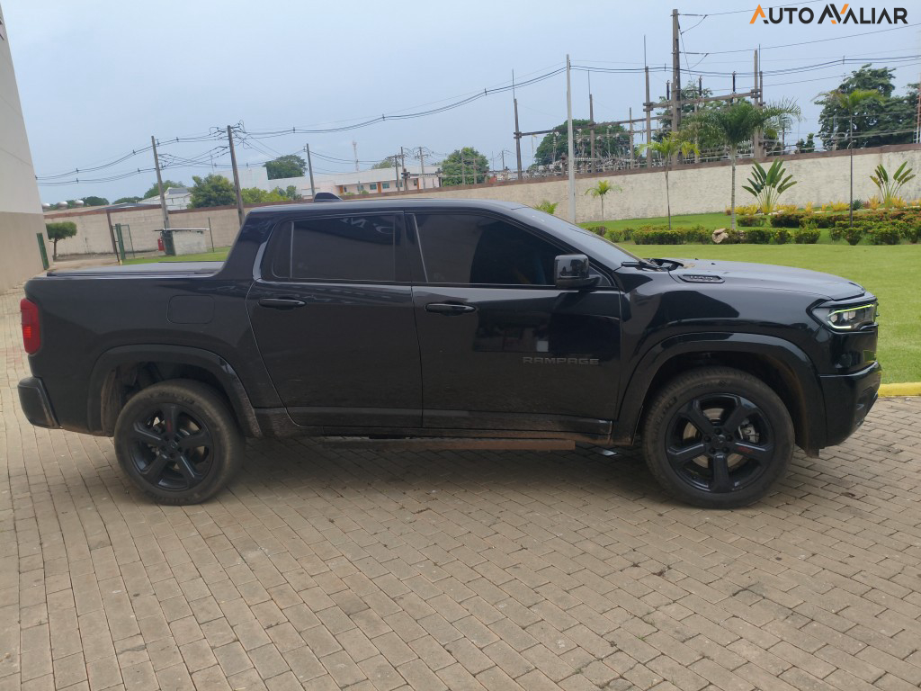 RAM RAMPAGE 2.0 HURRICANE 4 TURBO GASOLINA R/T 4X4 AUTOMÁTICO