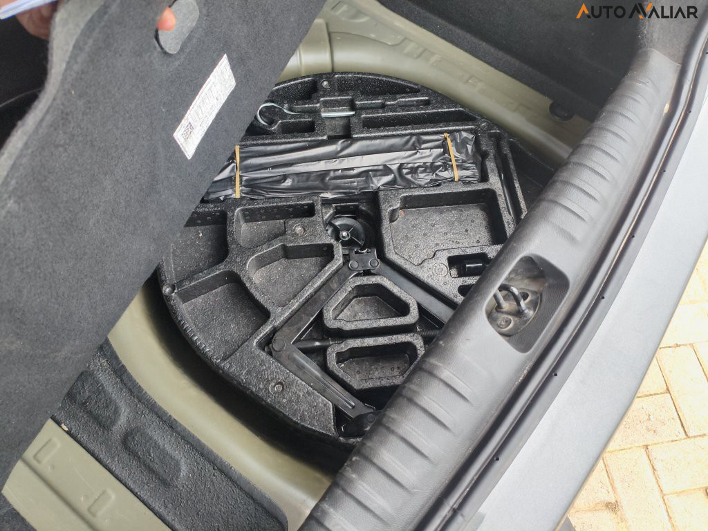 CHEVROLET ONIX 1.4 MPFI ADVANTAGE 8V FLEX 4P AUTOMATICO