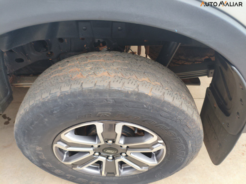 FORD RANGER 3.0 V6 TURBO DIESEL CD XLT 4X4 AUTOMATICO