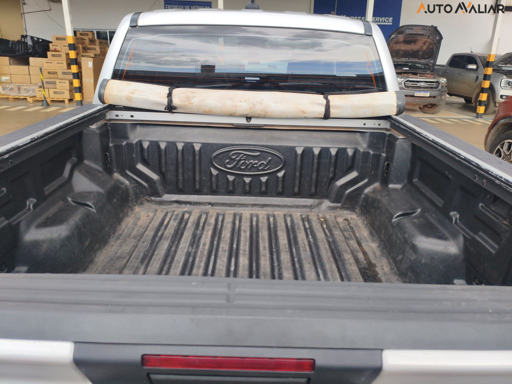 FORD RANGER 3.0 V6 TURBO DIESEL CD XLT 4X4 AUTOMATICO