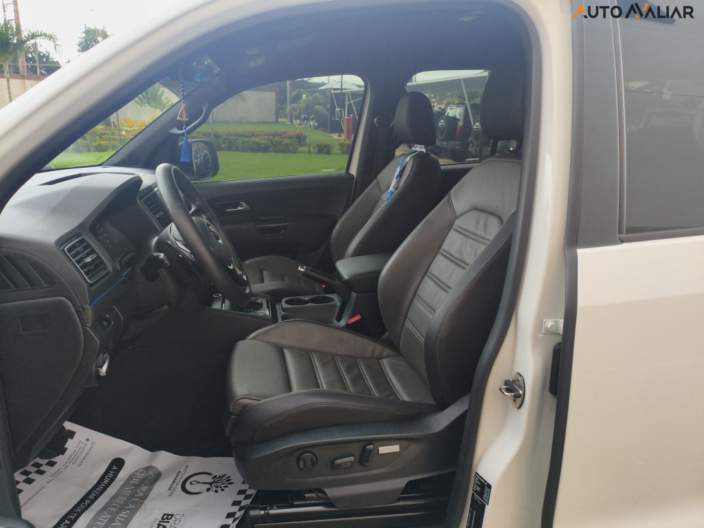 VOLKSWAGEN AMAROK 3.0 V6 TDI HIGHLINE CD DIESEL 4MOTION AUTOMATICO