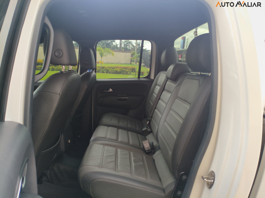 VOLKSWAGEN AMAROK 3.0 V6 TDI HIGHLINE CD DIESEL 4MOTION AUTOMATICO