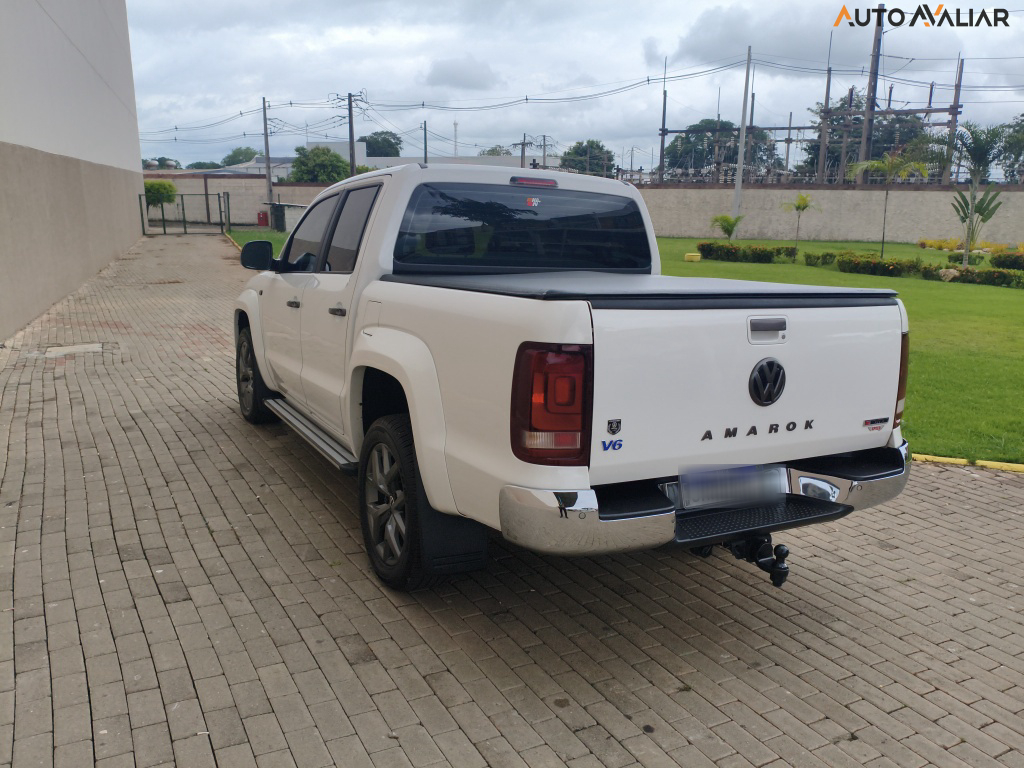 VOLKSWAGEN AMAROK 3.0 V6 TDI HIGHLINE CD DIESEL 4MOTION AUTOMATICO