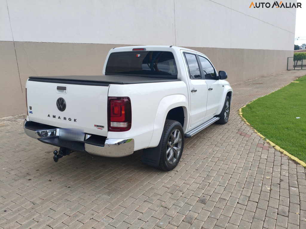 VOLKSWAGEN AMAROK 3.0 V6 TDI HIGHLINE CD DIESEL 4MOTION AUTOMATICO
