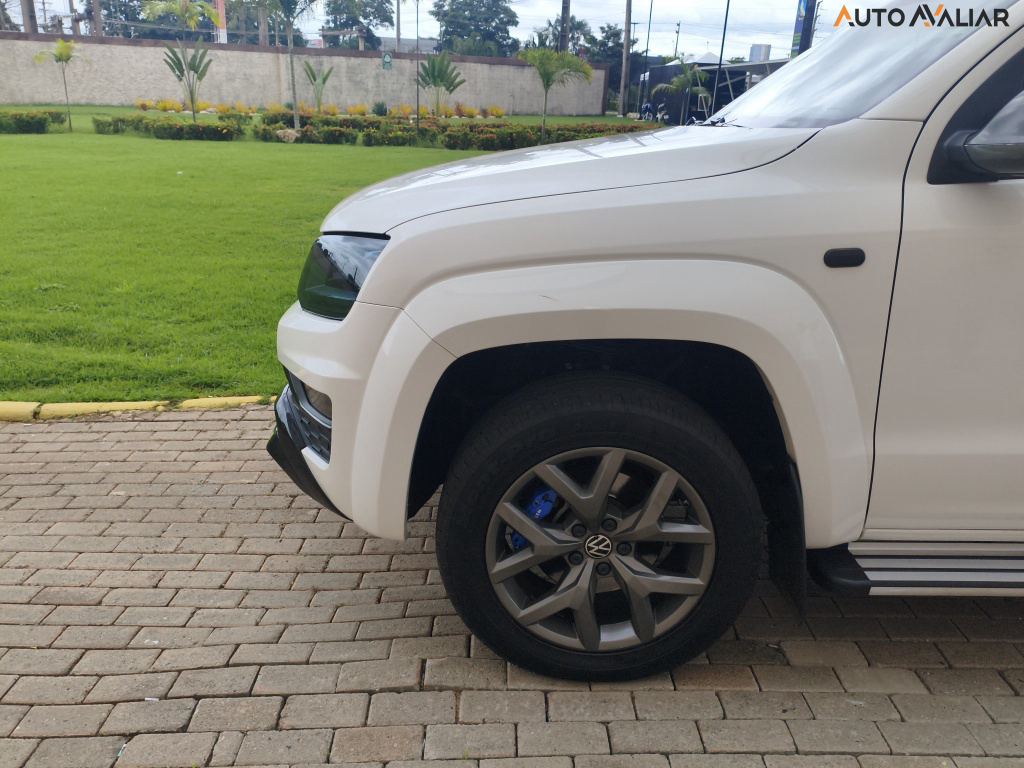 VOLKSWAGEN AMAROK 3.0 V6 TDI HIGHLINE CD DIESEL 4MOTION AUTOMATICO