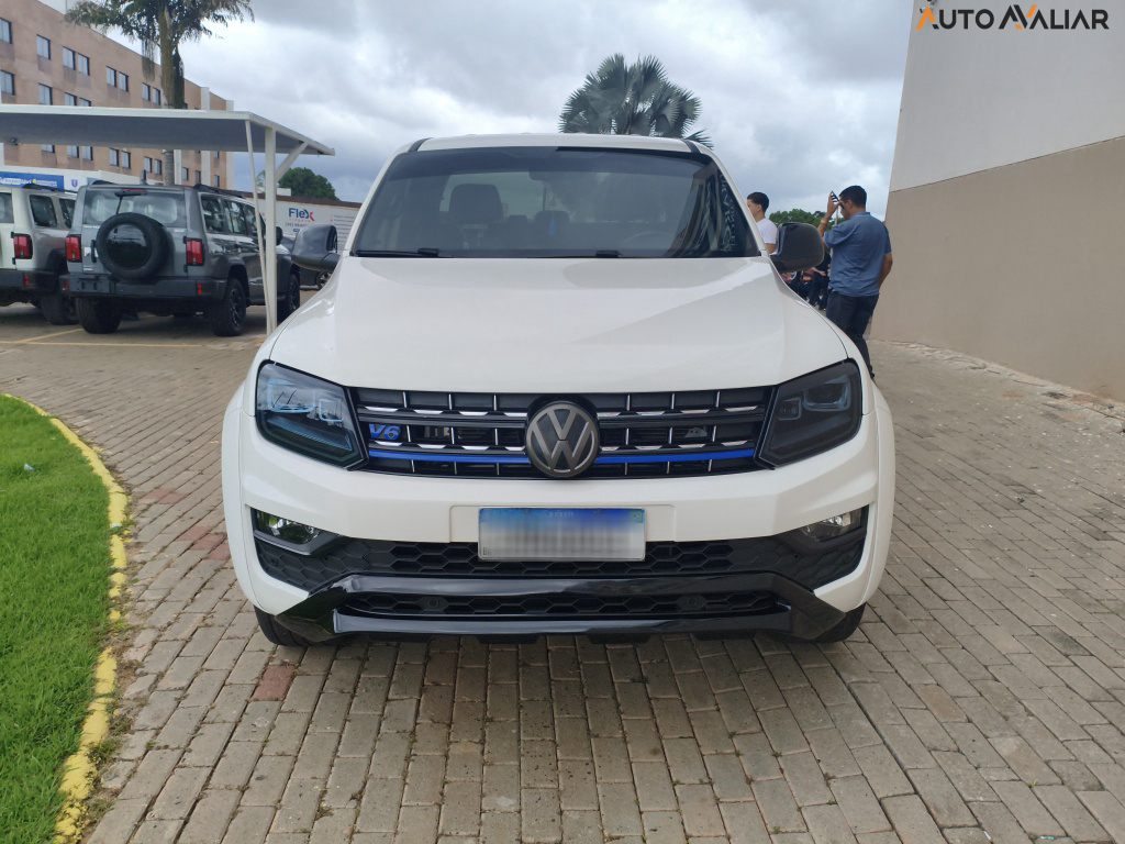 VOLKSWAGEN AMAROK 3.0 V6 TDI HIGHLINE CD DIESEL 4MOTION AUTOMATICO