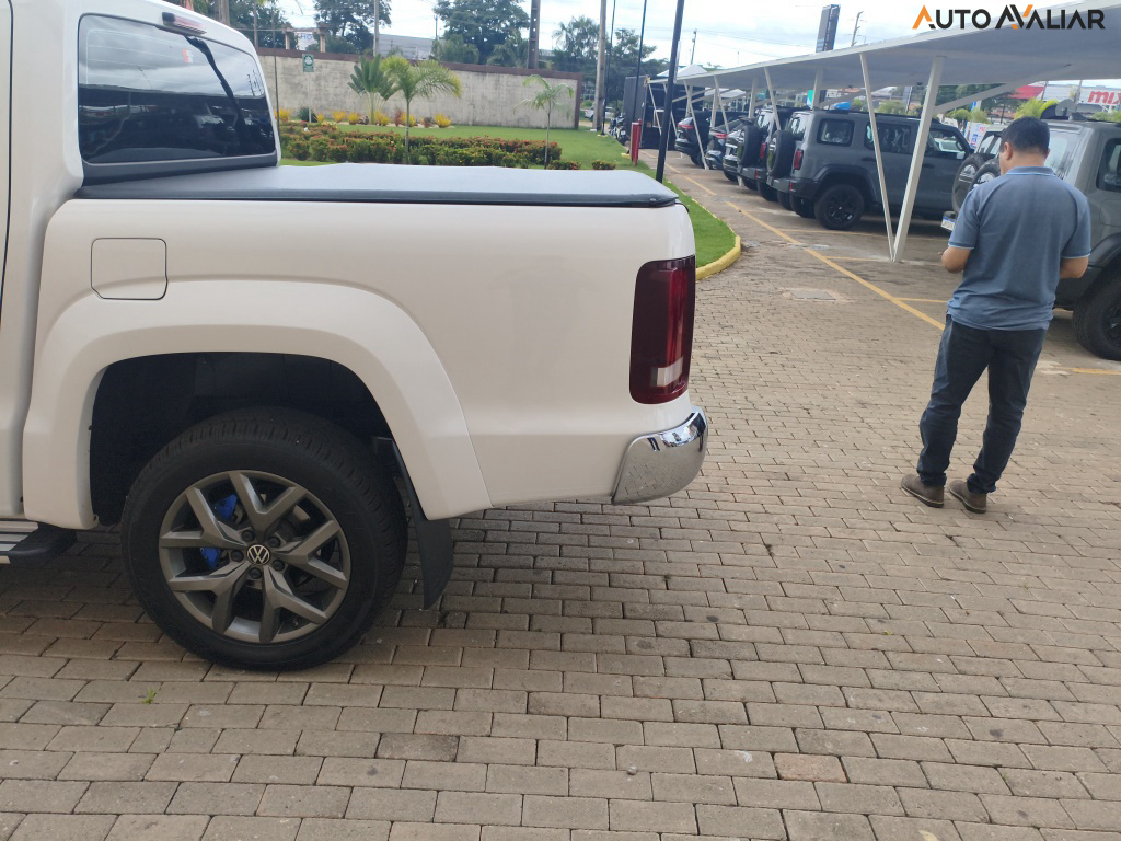 VOLKSWAGEN AMAROK 3.0 V6 TDI HIGHLINE CD DIESEL 4MOTION AUTOMATICO