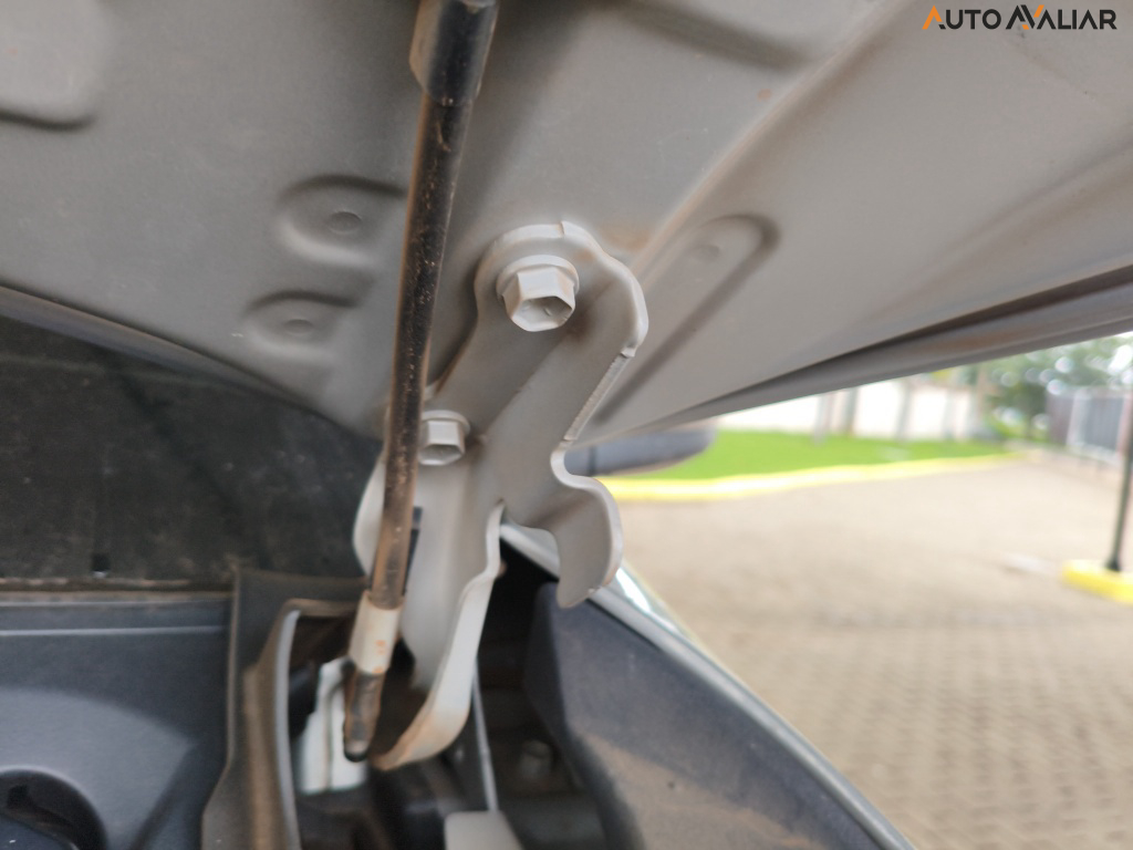 TOYOTA HILUX 2.8 D-4D TURBO DIESEL CD SRV 4X4 AUTOM&Aacute;TICO