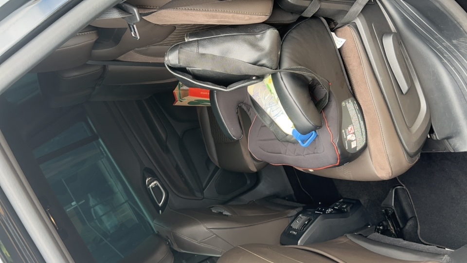 JEEP COMMANDER 2.0 TD380 TURBO DIESEL OVERLAND AT9