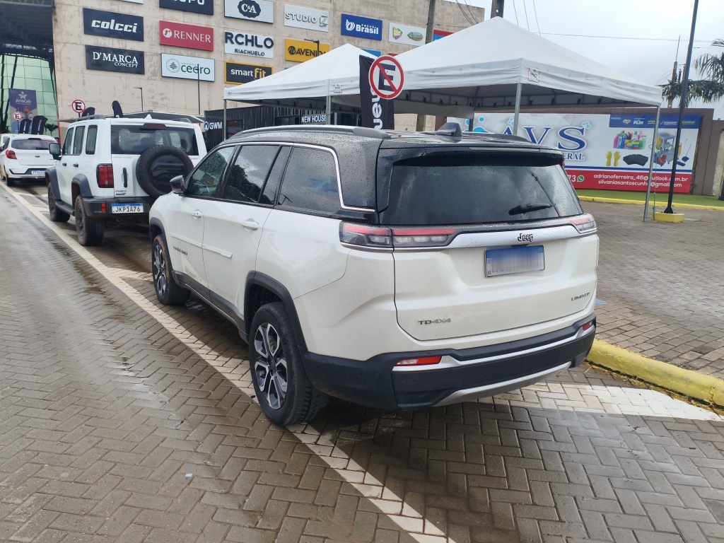 JEEP COMMANDER 2.0 TD380 TURBO DIESEL LIMITED AT9