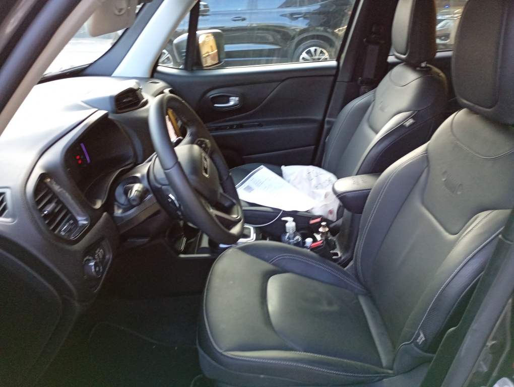 JEEP RENEGADE 1.3 T270 TURBO FLEX LONGITUDE AT6