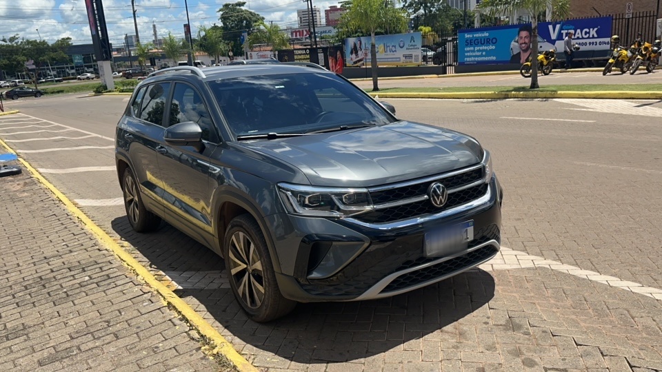 VOLKSWAGEN TAOS 1.4 250 TSI TOTAL FLEX HIGHLINE AUTOMÁTICO