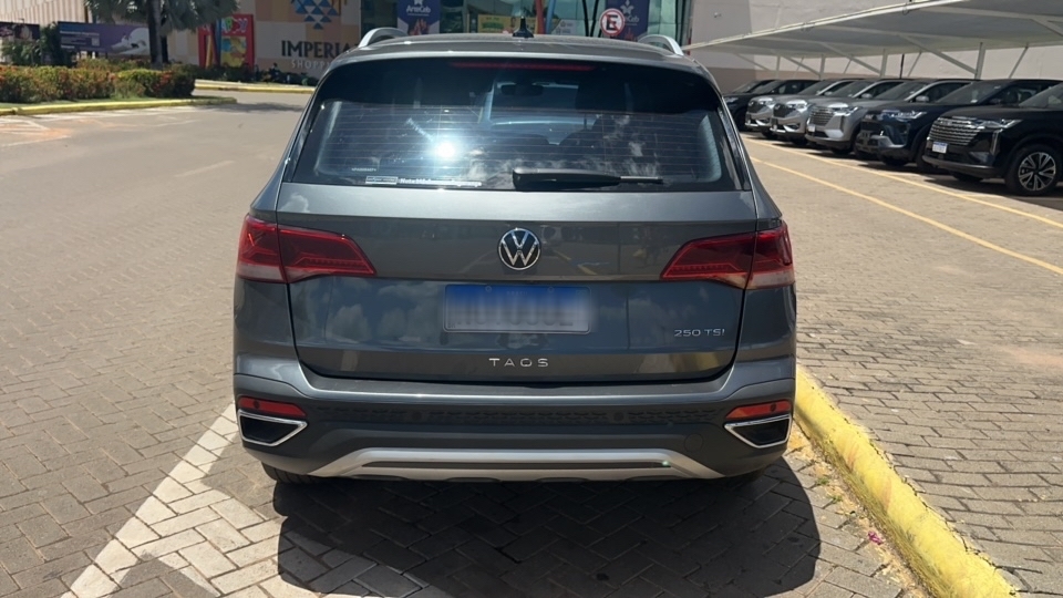VOLKSWAGEN TAOS 1.4 250 TSI TOTAL FLEX HIGHLINE AUTOM&Aacute;TICO