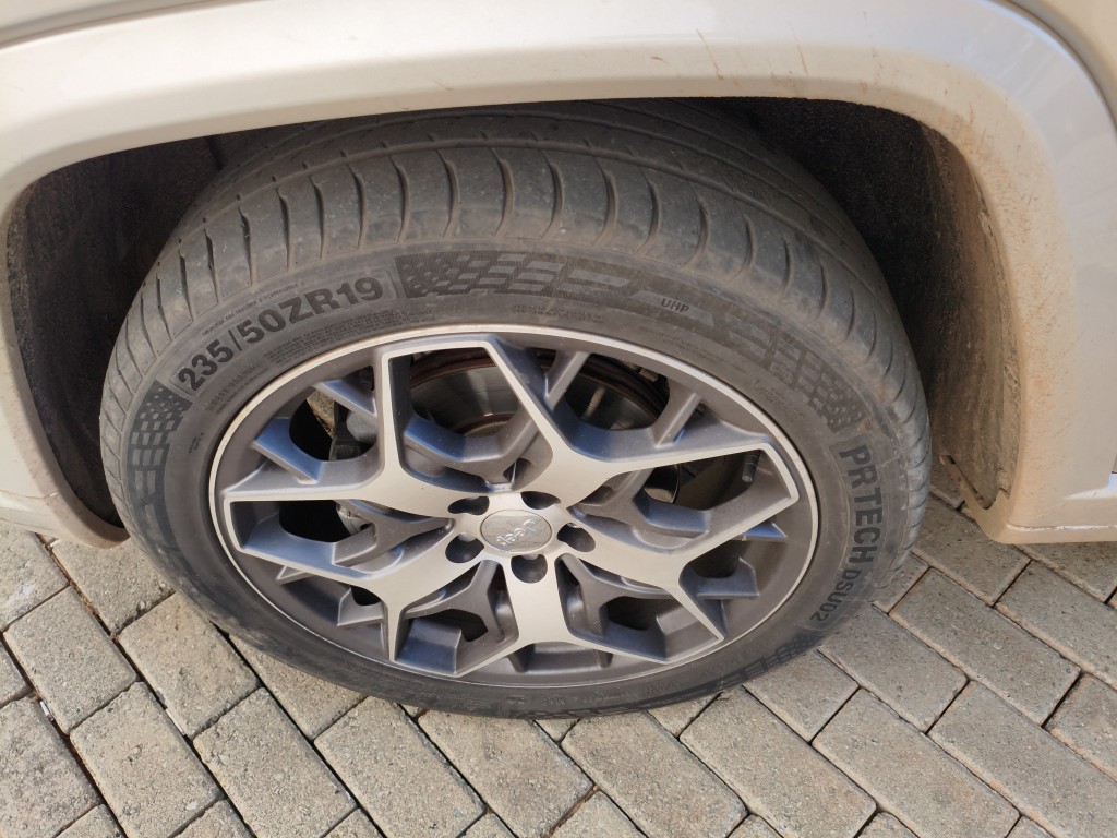 JEEP COMMANDER 1.3 T270 TURBO FLEX OVERLAND AT6