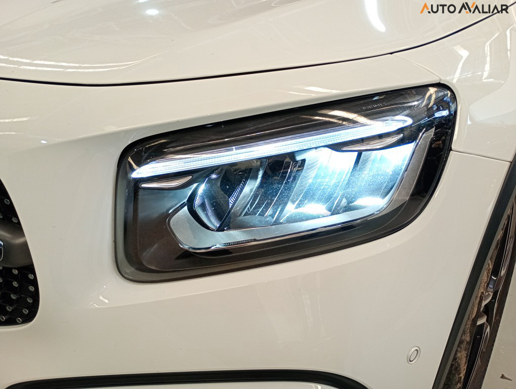 MERCEDES-BENZ GLB 220 2.0 MHEV AMG LINE 4MATIC 8G-DCT
