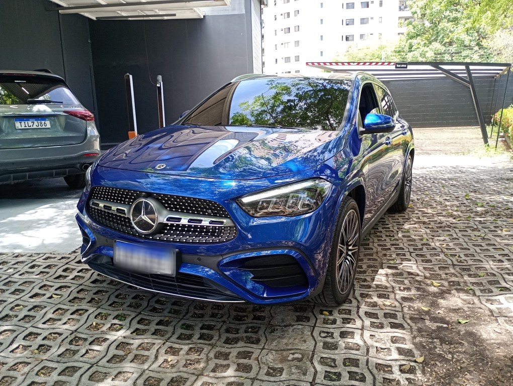 MERCEDES-BENZ GLA 200 1.3 MHEV AMG LINE 7G-DCT