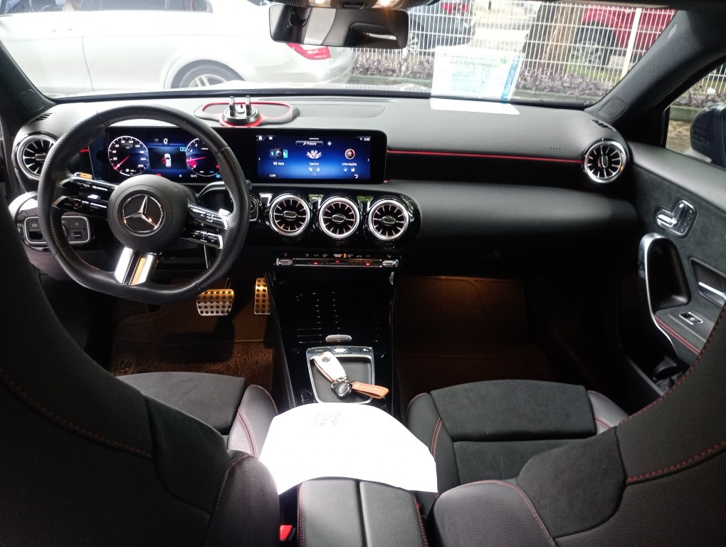 MERCEDES-BENZ A 200 1.3 CGI GASOLINA AMG LINE 7G-DCT
