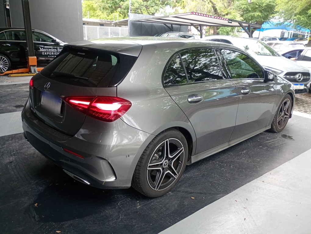 MERCEDES-BENZ A 200 1.3 CGI GASOLINA AMG LINE 7G-DCT