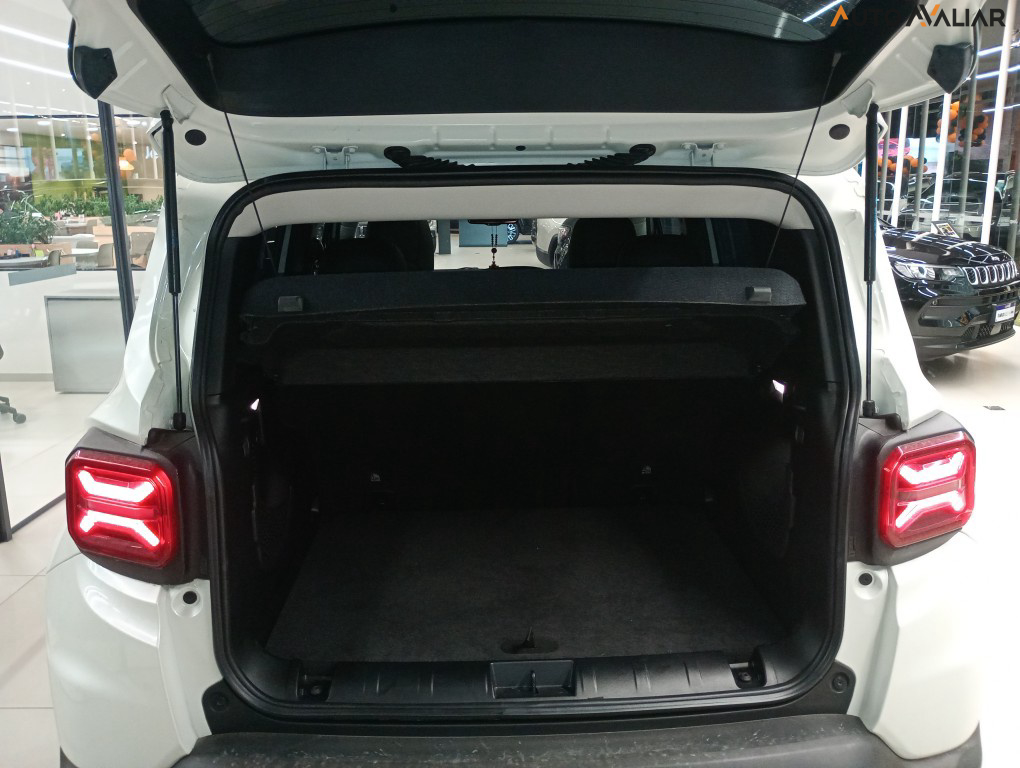 JEEP RENEGADE 1.3 T270 TURBO FLEX SAHARA AT6