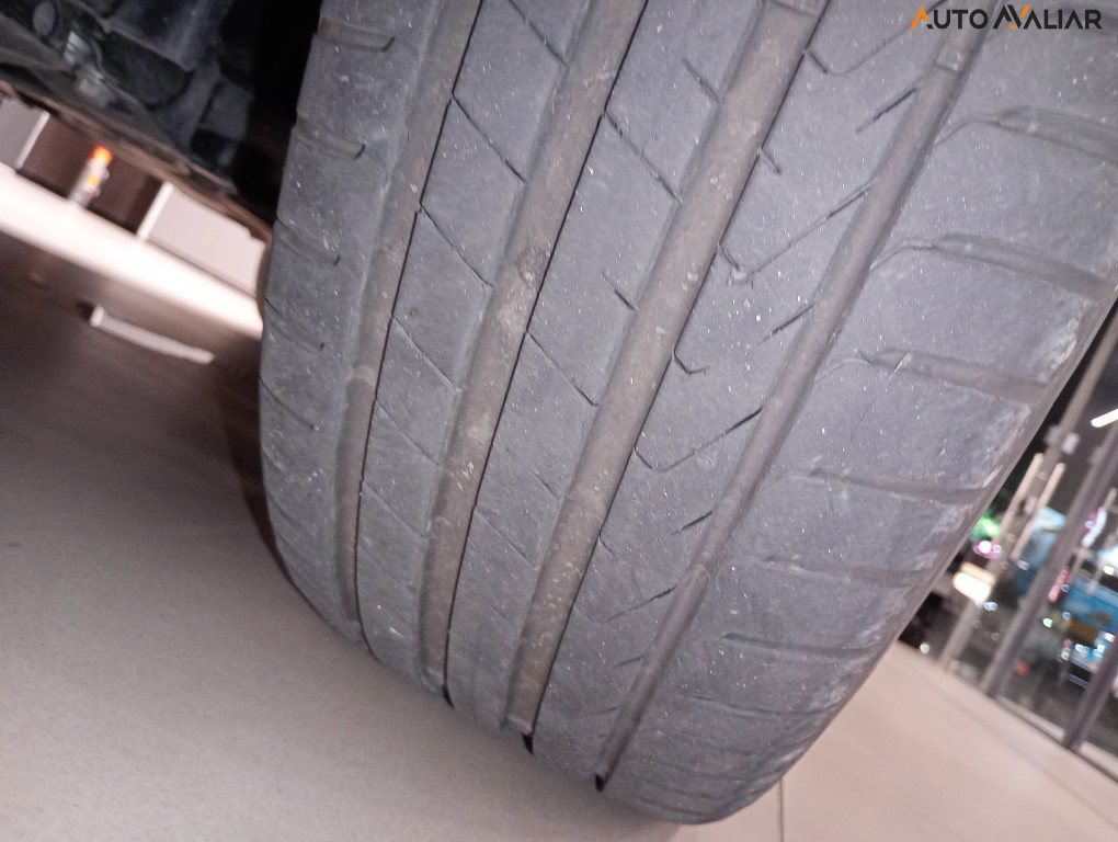 JEEP RENEGADE 1.3 T270 TURBO FLEX SAHARA AT6