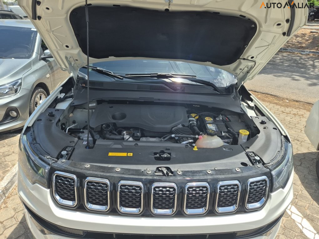 JEEP COMPASS 1.3 T270 TURBO FLEX LONGITUDE AT6