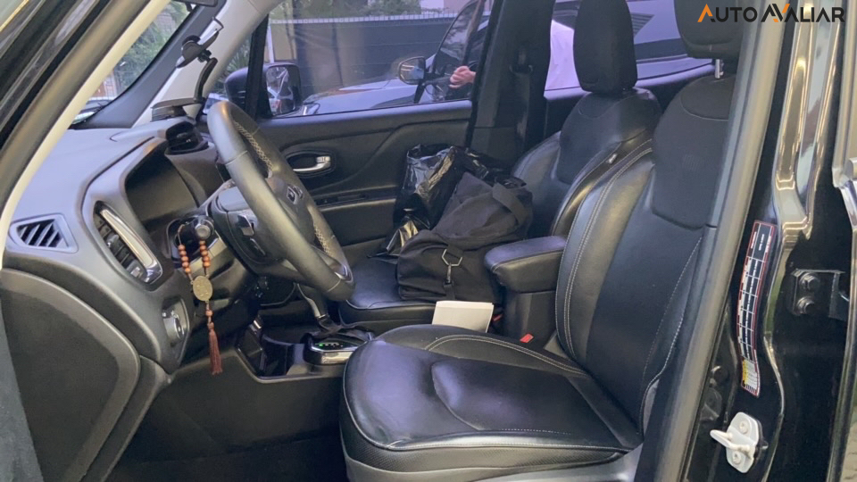 JEEP RENEGADE 1.3 T270 Turbo Flex Longitude At6